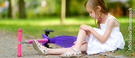 Komplexhomöopathika können die Schmerzen von Kindern bei kleineren Verletzungen lindern. Komplexhomöopathika können die Schmerzen von Kindern bei kleineren Verletzungen lindern.