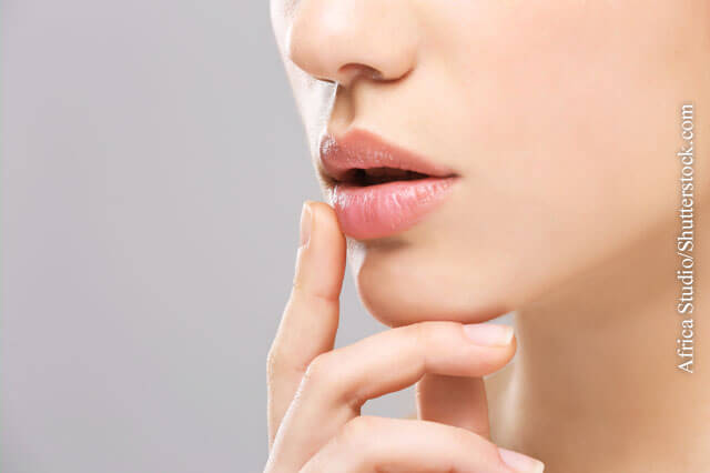 Für gepflegte und schöne Lippen hält Ihre Apotheke verschiedene Präparate bereit. Für gepflegte und schöne Lippen hält Ihre Apotheke verschiedene Präparate bereit.