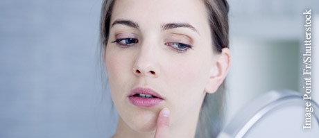 Bei Lippenbeschwerden unterstützen homöopathische Mittel die Heilung. Bei Lippenbeschwerden unterstützen homöopathische Mittel die Heilung.