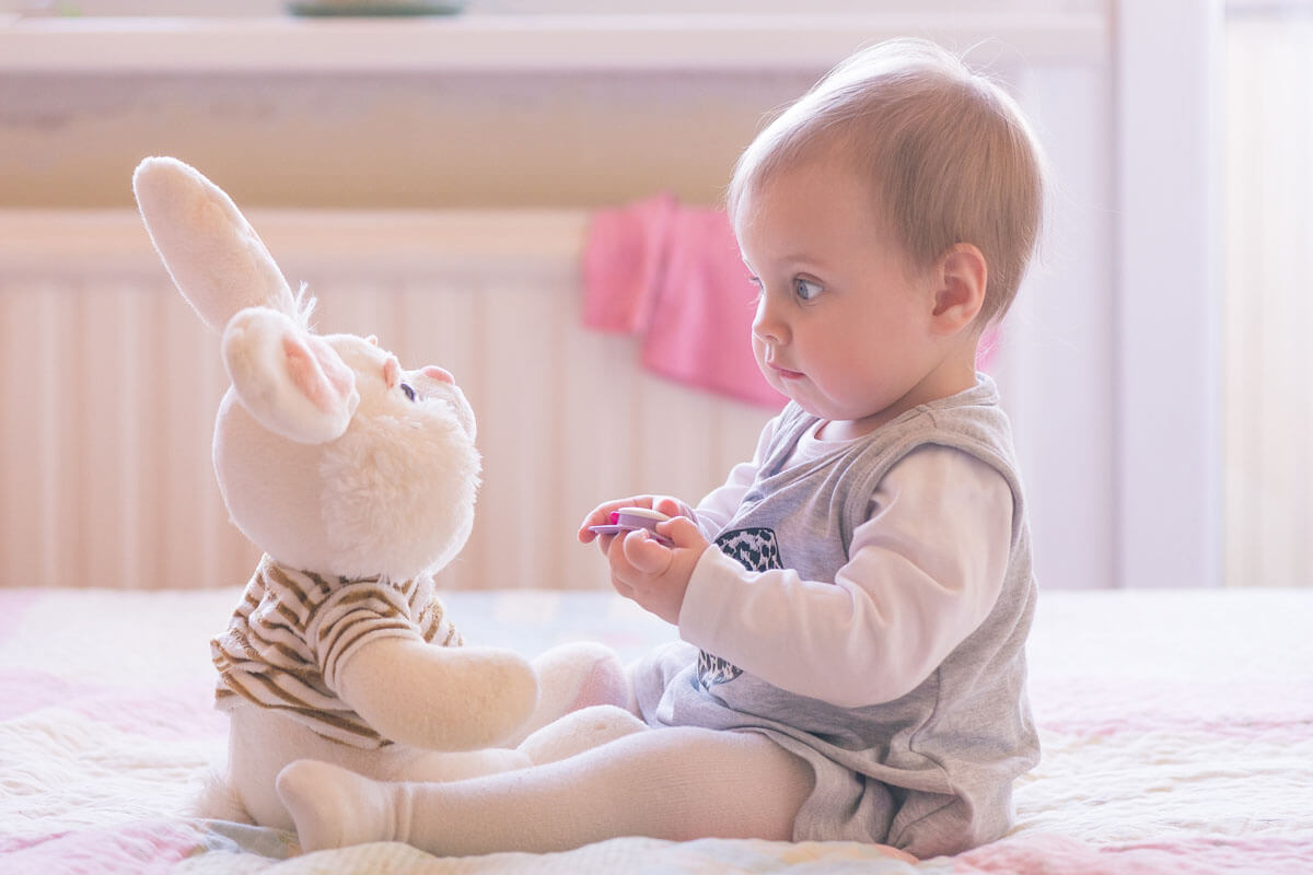 Autismus beim Baby erkennen, © denniro/shutterstock.com