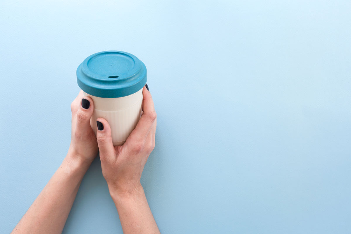 Finger weg vom Bambusbecher?, © Oko Laa/Shutterstock.com
