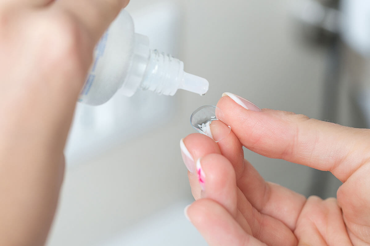 Mit Hygiene gegen Hornhautinfektionen, © Clari Massimiliano/shutterstock.com