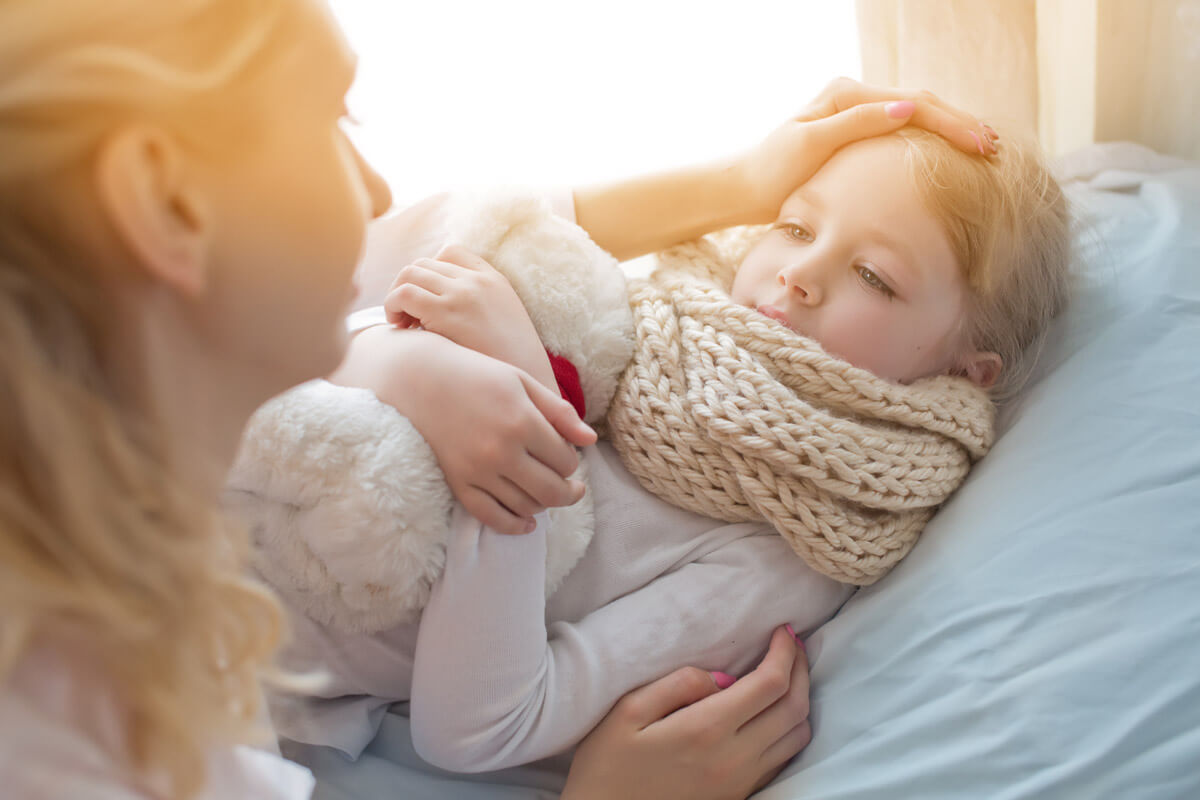 Dem Pseudokrupp geht in den meisten Fälle eine Virusinfektion voraus, etwa eine Erkältung oder eine Grippe. Dem Pseudokrupp geht in den meisten Fälle eine Virusinfektion voraus, etwa eine Erkältung oder eine Grippe.
