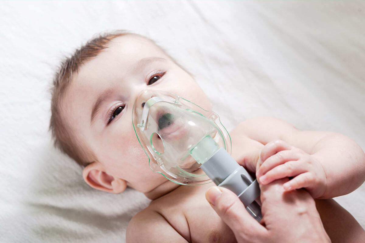 Passivimpfung schützt Risikokinder, © Alexander Ishchenko/shutterstock.com