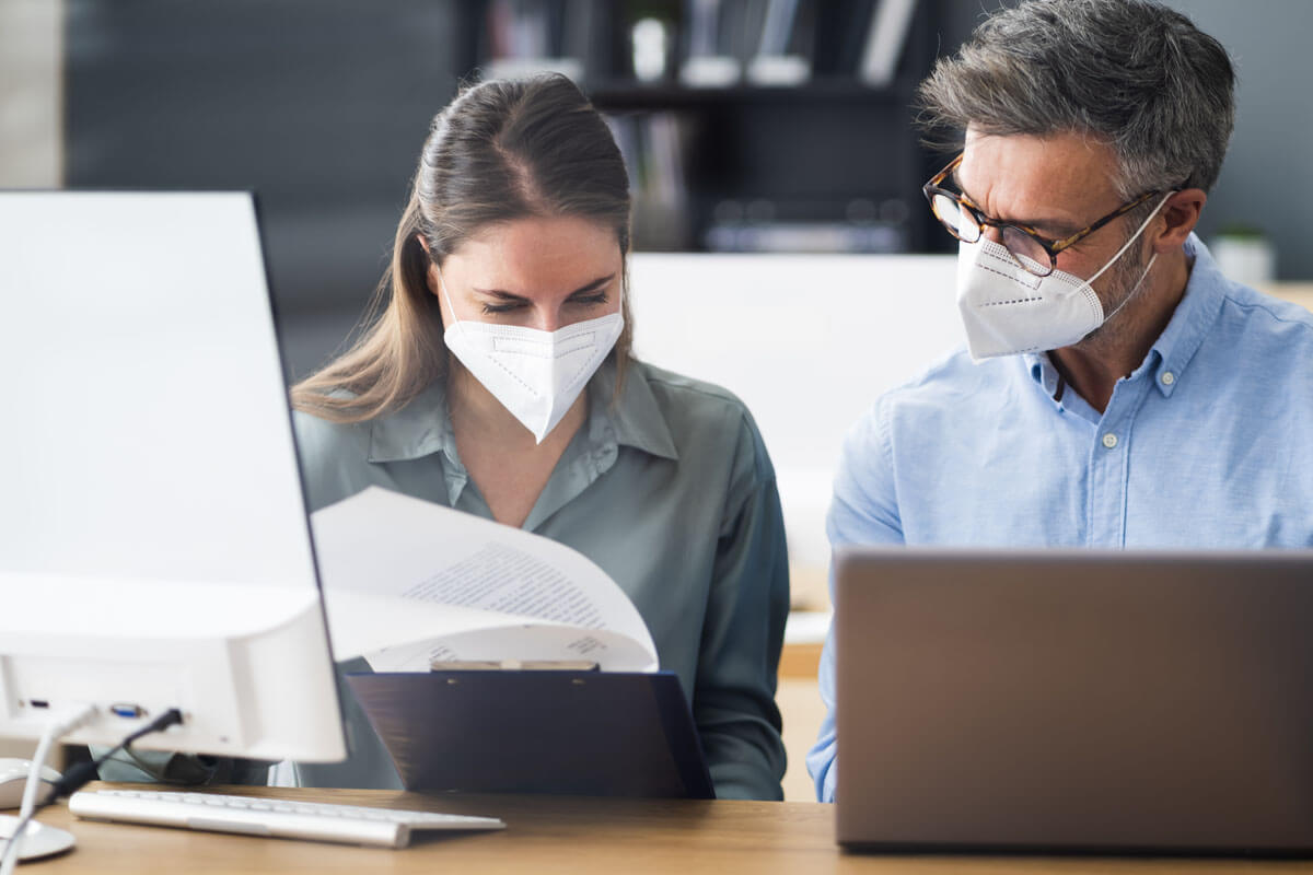 Quelle: Andrey_Popov/shutterstock.com FFP2-Masken im Warentest