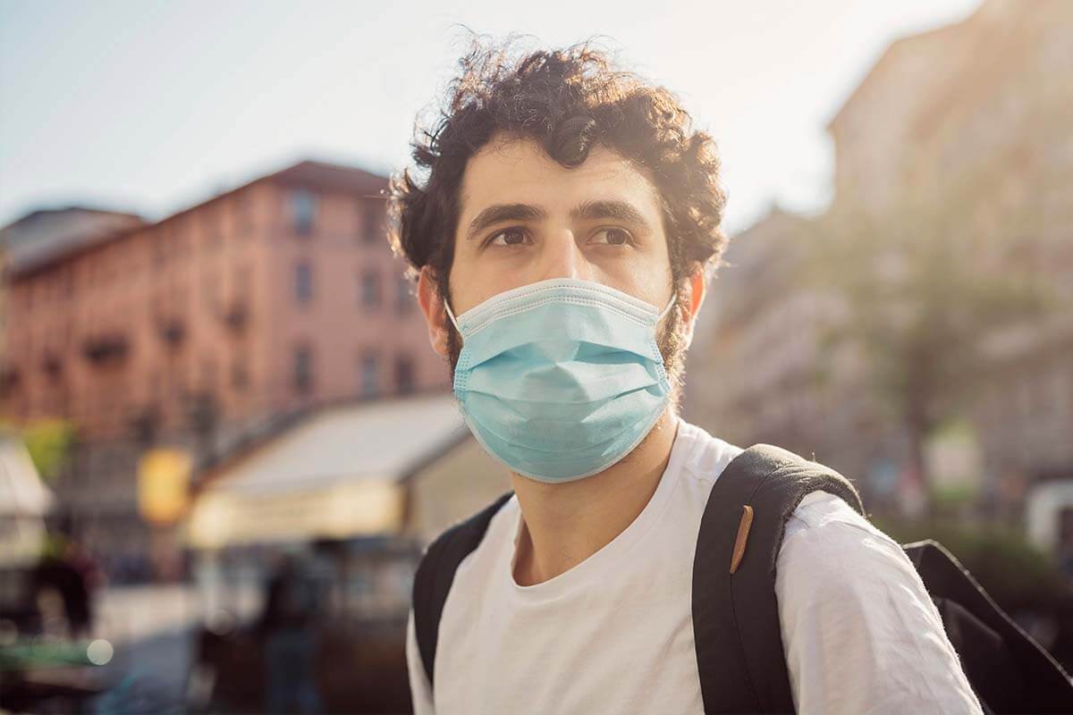  Während der Pandemie allgegenwärtig: der Mund-Nasen-Schutz.